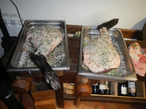 salsicce e prosciutto di cinghiale